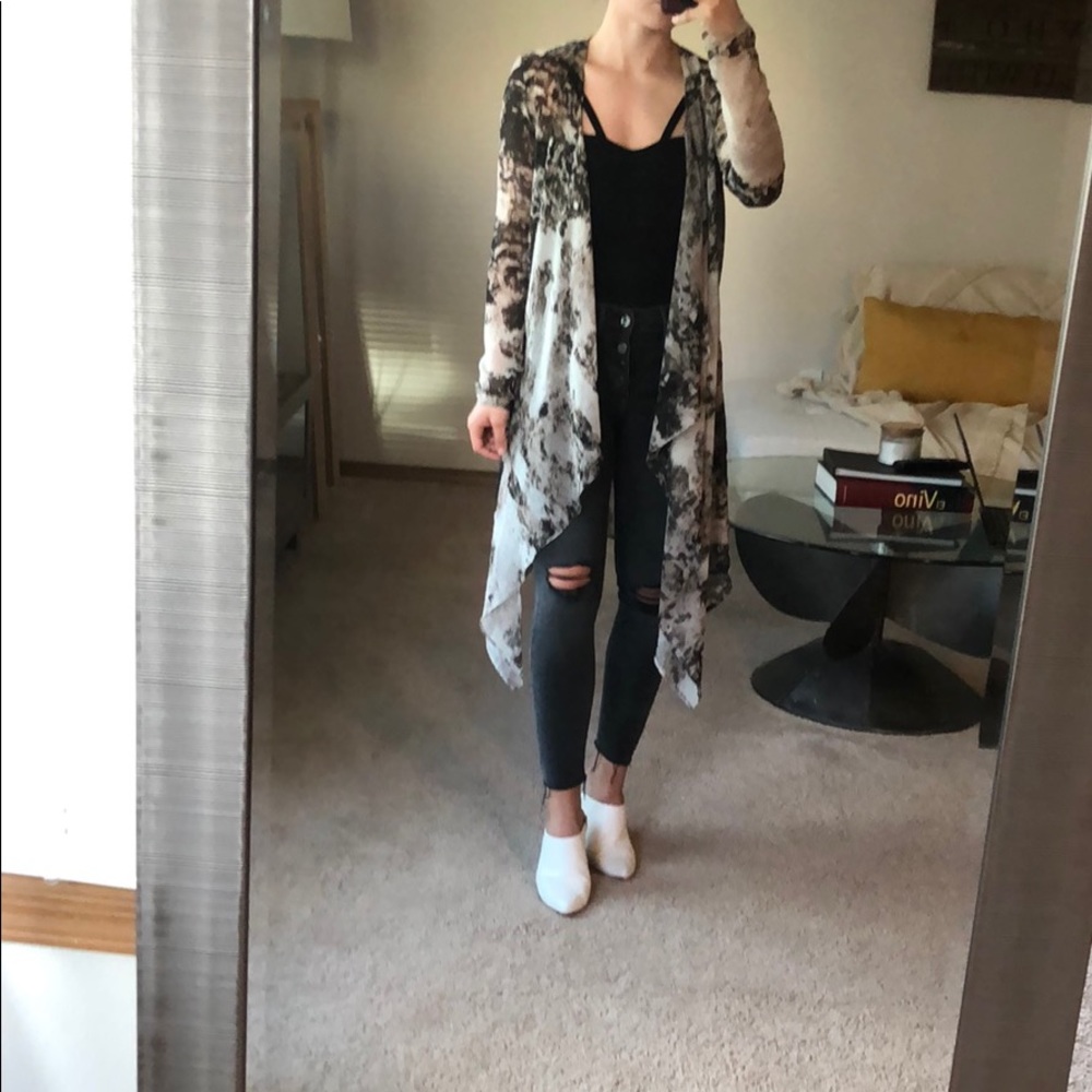 H&M silky patterned cardigan sz 2 - Picture 3 of 7